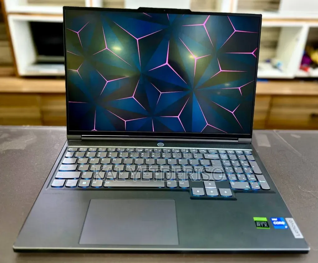 New Laptop Lenovo 16GB Intel Core i7 SSD 512GB