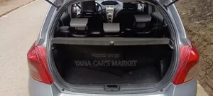 Toyota Yaris 2009 Gray