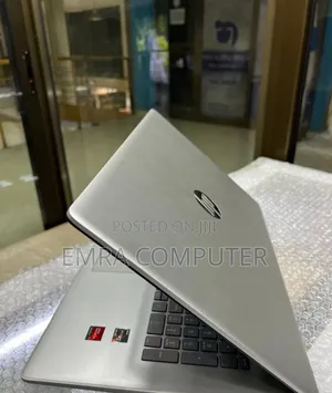 New Laptop HP 8GB Intel Core i5 SSD 512GB