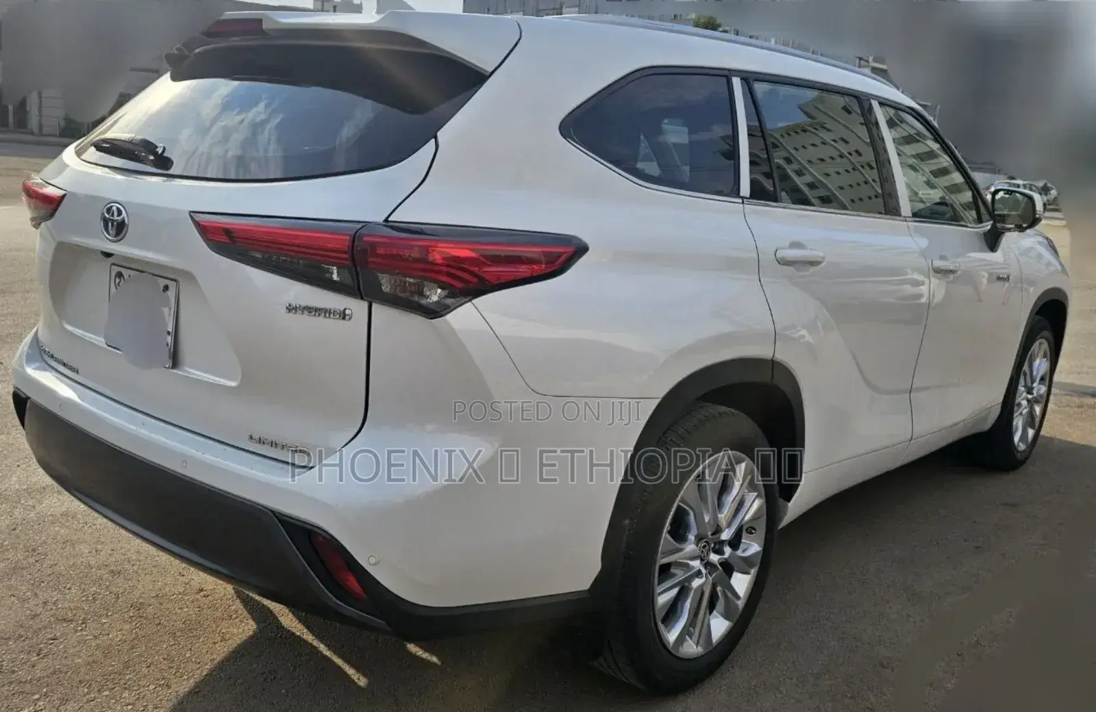 Toyota Highlander Hybrid 2023 White