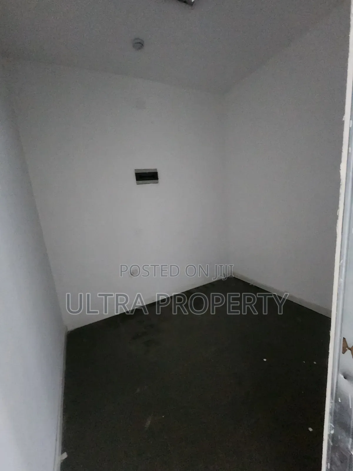 Kasanchis Office Rent