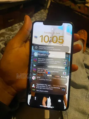 Apple iPhone XR 128 GB White