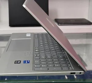 New Laptop HP 16GB Intel Core i7 SSD 1T