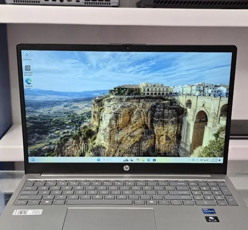 New Laptop HP 16GB Intel Core i7 SSD 1T