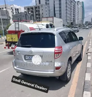 Toyota RAV4 2013 Silver