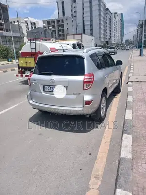 Toyota RAV4 2012 Silver