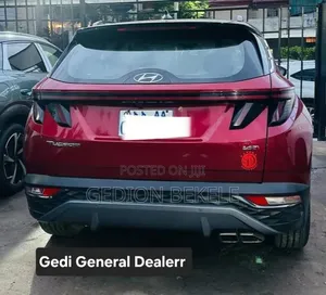 Hyundai Tucson 2022 Red