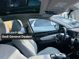Hyundai Tucson 2022 Red