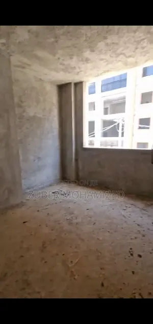 3bdrm Apartment in Sunshine Realstate, Lideta for sale