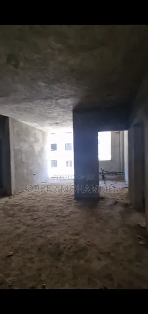 3bdrm Apartment in Sunshine Realstate, Lideta for sale