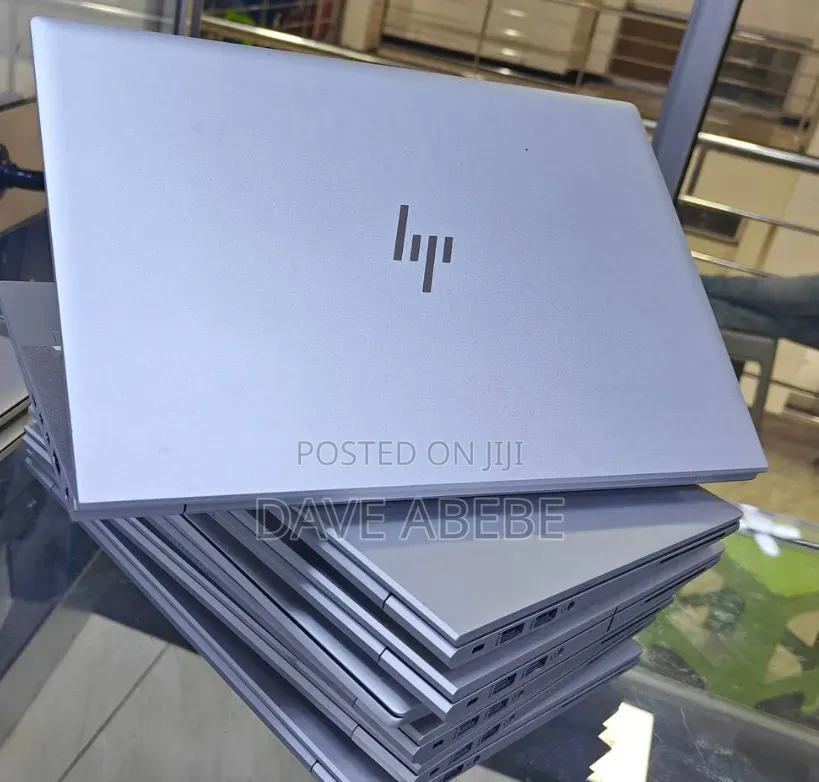 New Laptop HP EliteBook 830 G8 16GB Intel Core i5 SSD 512GB