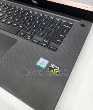 New Laptop Dell XPS 15 16GB Intel Core i7 SSD 512GB