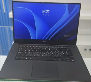 New Laptop Dell 16GB Intel Core i7 SSD 512GB