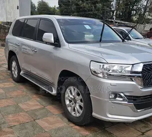 Toyota Land Cruiser 2020 Silver