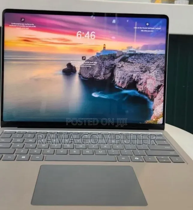 New Laptop Microsoft Surface 16GB SSD 512GB