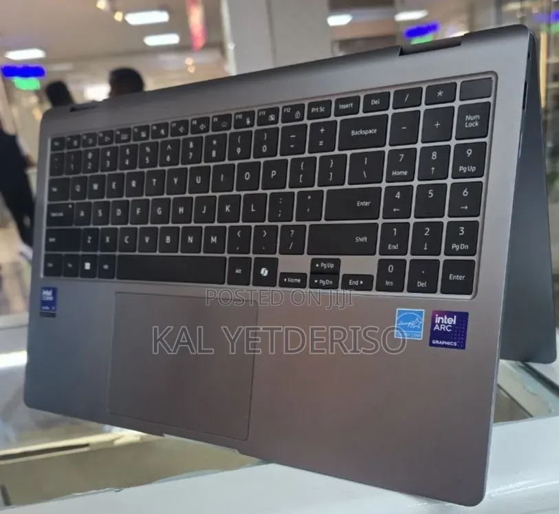 New Laptop Samsung NP-X360 16GB Intel Core Ultra 7 SSD 512GB