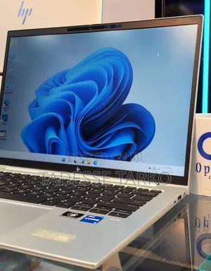 New Laptop HP EliteBook 840 G9 16GB Intel Core i7 SSD 512GB