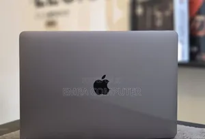 New Laptop Apple MacBook Pro 2020 M1 16GB Apple M1 Pro SSD 512GB