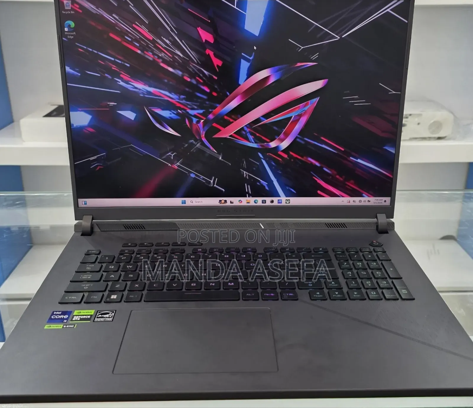 New Laptop Asus ROG Strix G18 16GB Intel Core i9 SSD 1T