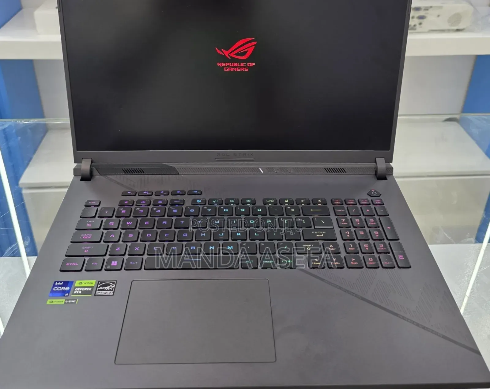 New Laptop Asus ROG Strix G18 16GB Intel Core i9 SSD 1T