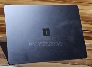 New Laptop Microsoft Surface 16GB Intel Core i7 SSD 256GB
