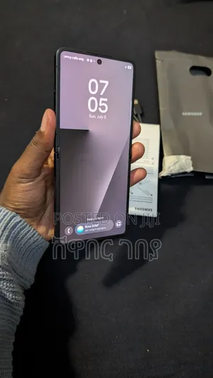 New Samsung Galaxy Z Flip7 512 GB Black