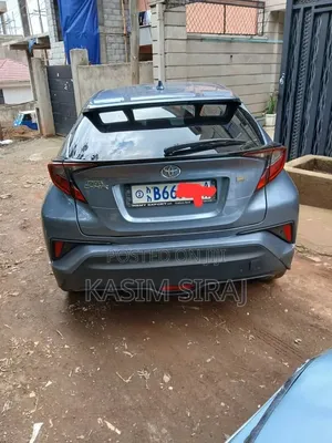 Toyota C-HR 2020 Blue