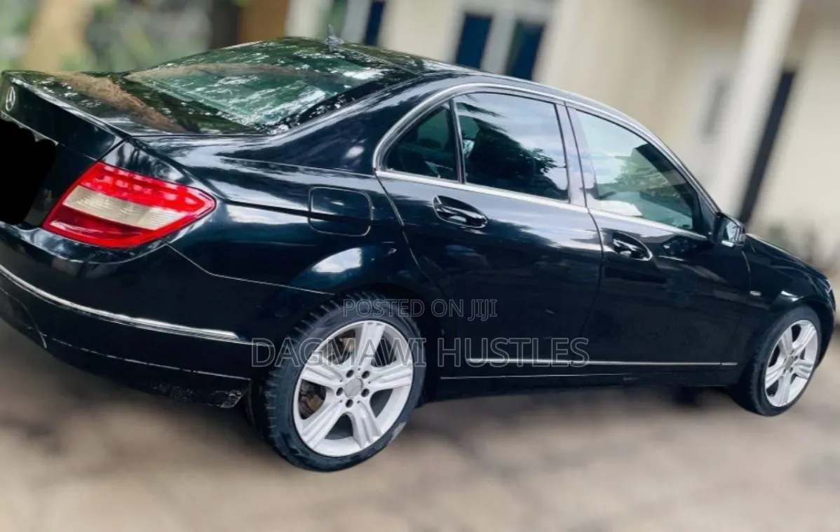 Mercedes-Benz C180 2008 Black