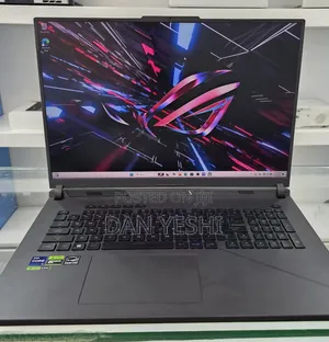 New Laptop Asus ROG Strix G18 16GB Intel Core i9 SSD 1T