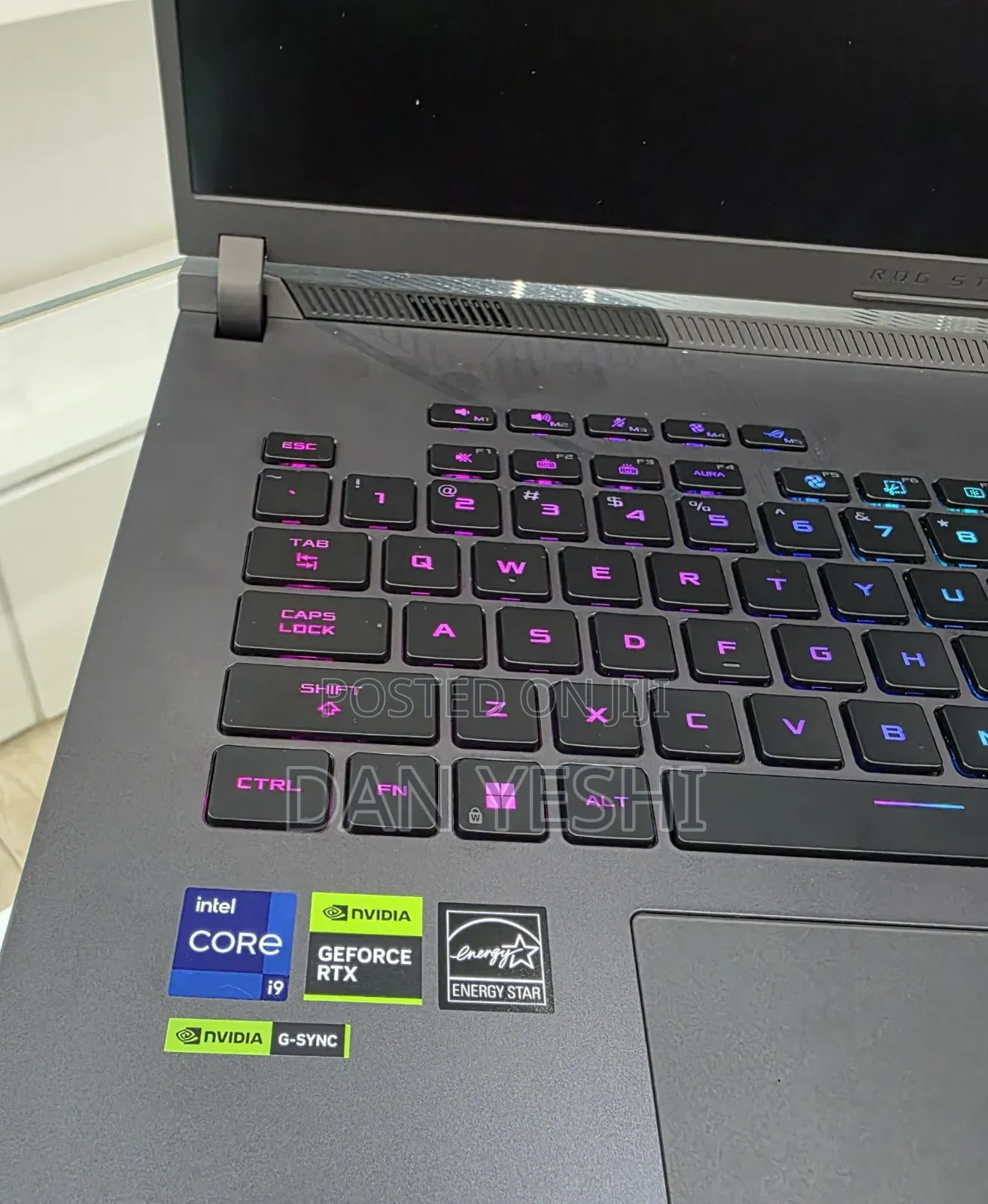 New Laptop Asus ROG Strix G18 16GB Intel Core i9 SSD 1T