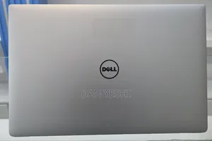 New Laptop Dell Precision 15 3520 16GB Intel Core i7 SSD 512GB