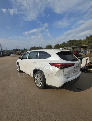 Toyota Highlander 2023