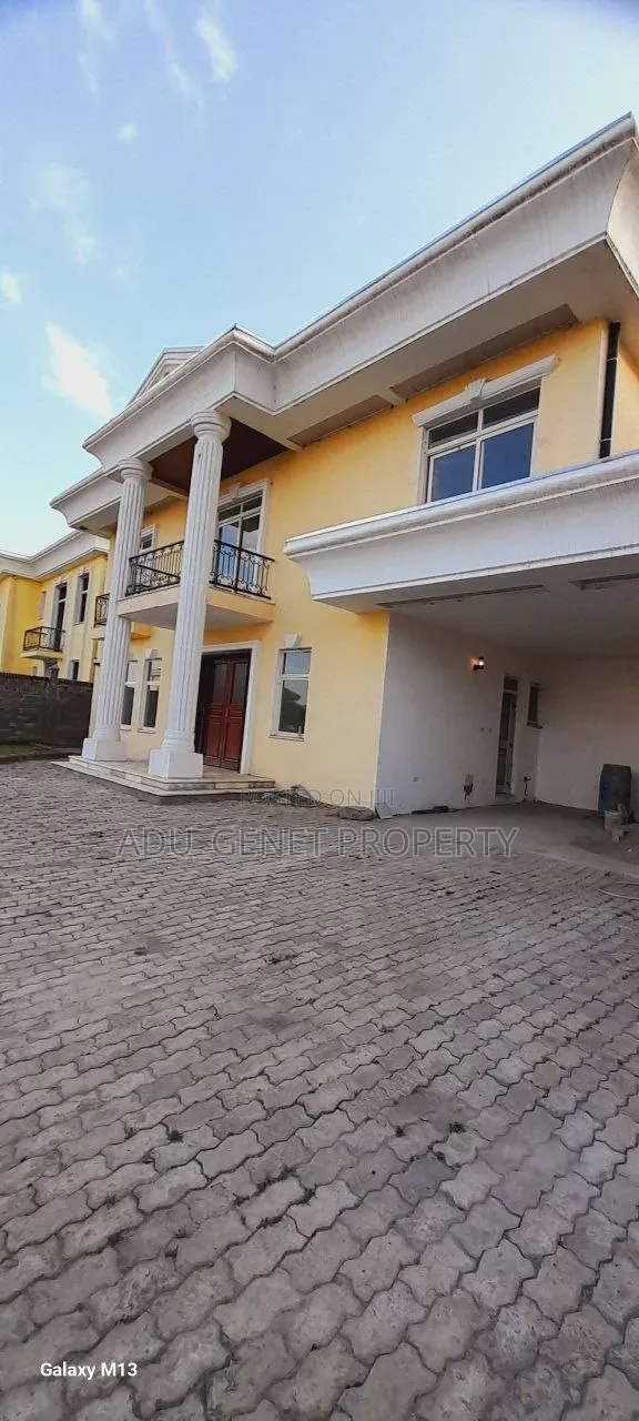 Furnished 5bdrm House in Ccd, Yeka for sale