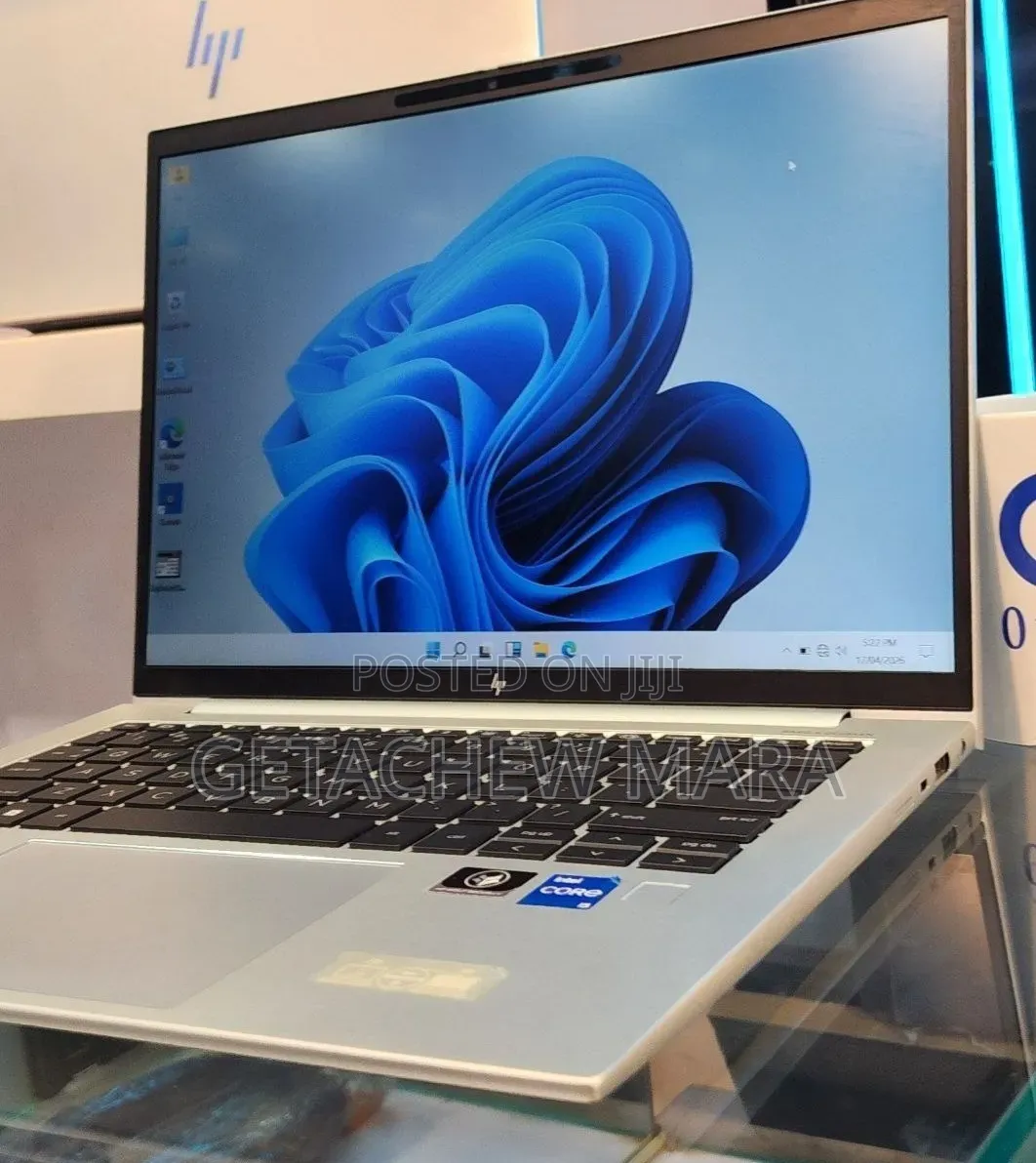 New Laptop HP EliteBook 840 G9 16GB Intel Core i5 SSD 512GB