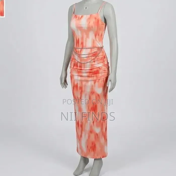 Chic Spaghetti Strap Orange
Bodycon Dress