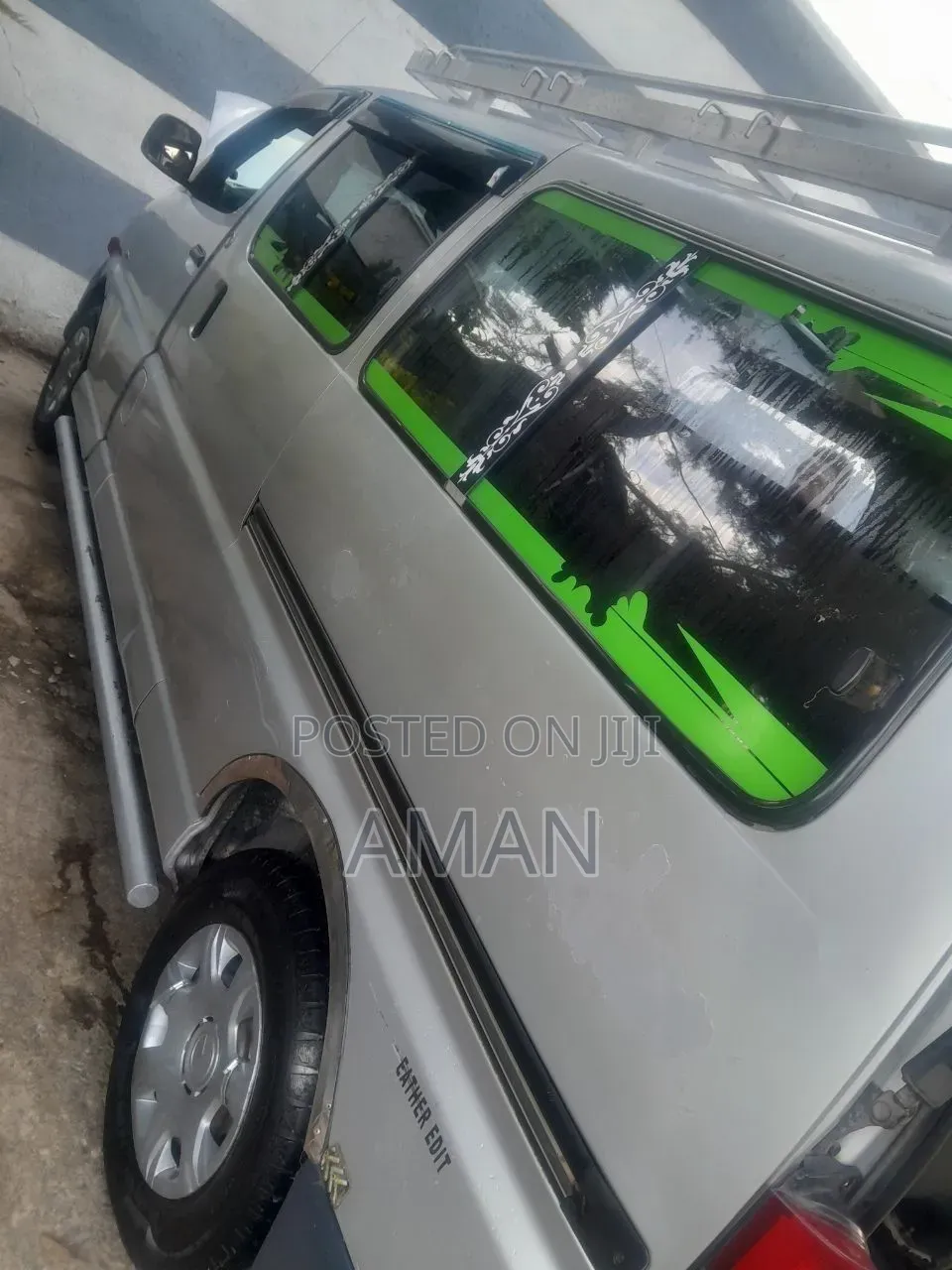 Toyota HiAce 2005 Silver