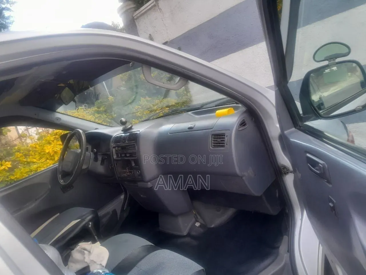 Toyota HiAce 2005 Silver
