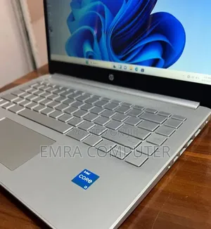 New Laptop HP 8GB Intel Core i3 SSD 256GB
