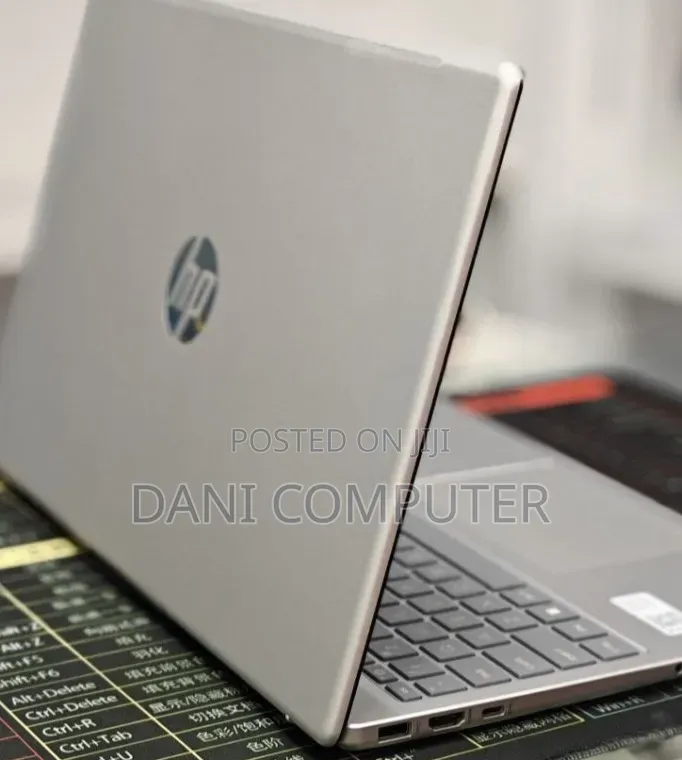 New Laptop HP Stream Notebook 16GB Intel Core i7 SSD 512GB