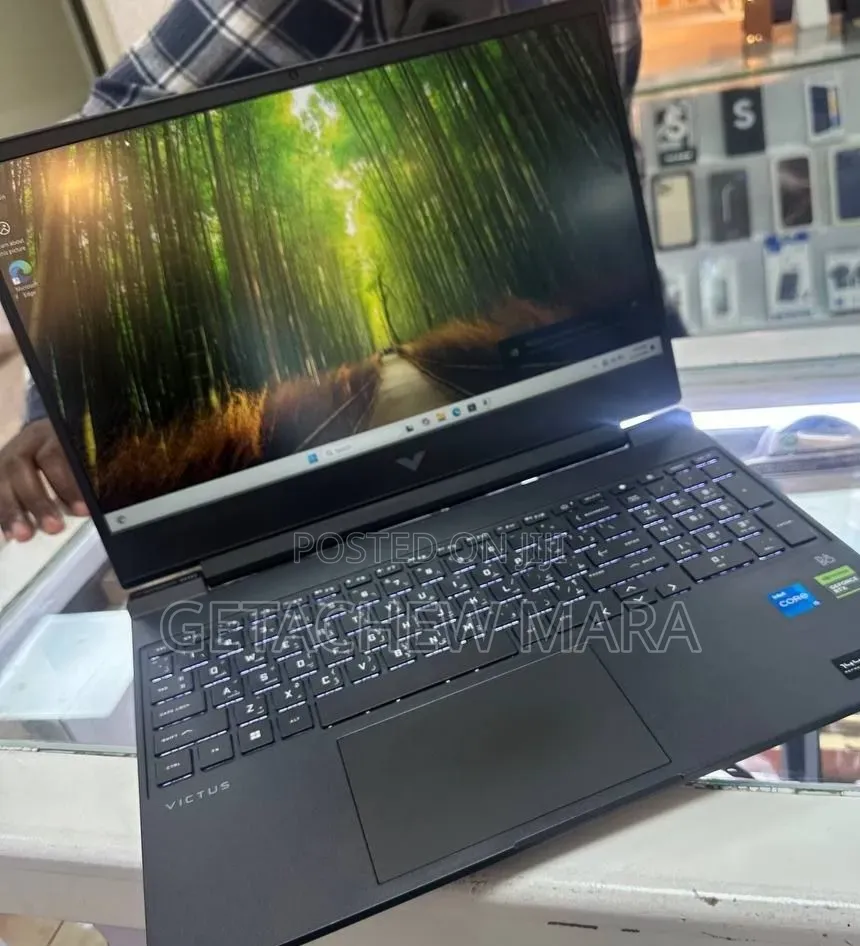 New Laptop HP Victus 15 16GB Intel Core i5 SSD 512GB