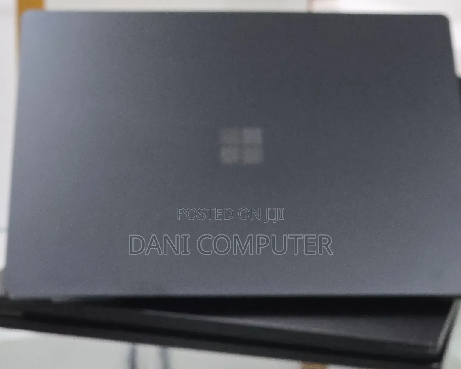 New Laptop Microsoft Surface 16GB Intel Core i7 SSD 512GB