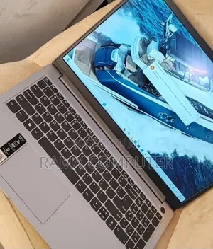 New Laptop Lenovo 8GB AMD Ryzen 7 SSD 512GB
