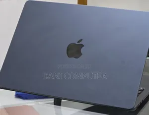New Laptop Apple MacBook Air 2022 M2 16GB Intel Core M2 SSD 512GB