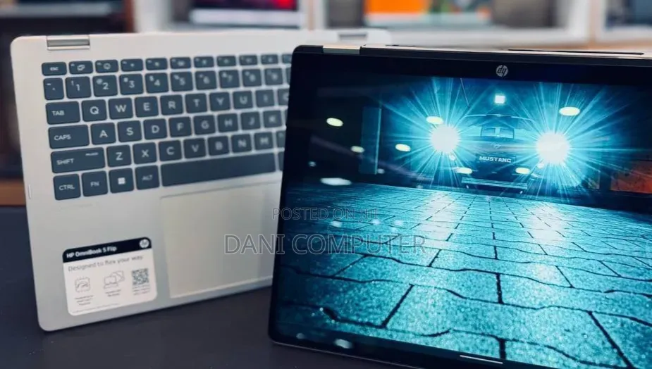 New Laptop HP OmniBook 5 14" 16GB Intel Core 7 SSD 512GB