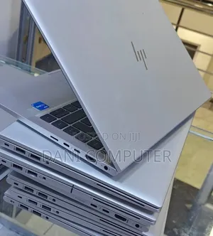 New Laptop HP EliteBook 830 G8 16GB Intel Core i5 SSD 512GB