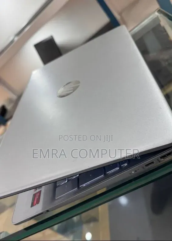 New Laptop HP 16GB AMD Ryzen 5 SSD 512GB