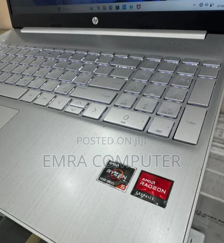 New Laptop HP 16GB AMD Ryzen 5 SSD 512GB