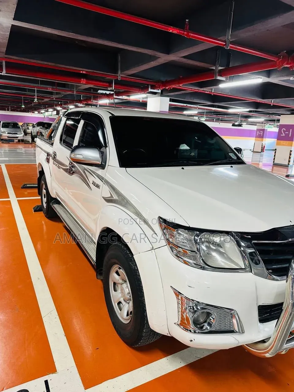 Toyota Hilux 2015 White