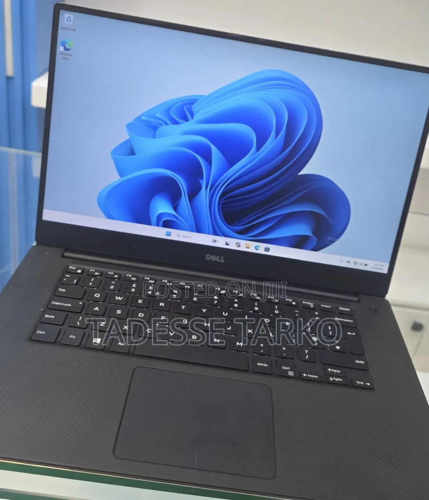 New Laptop Dell Precision 5540 16GB Intel Core i7 SSD 512GB