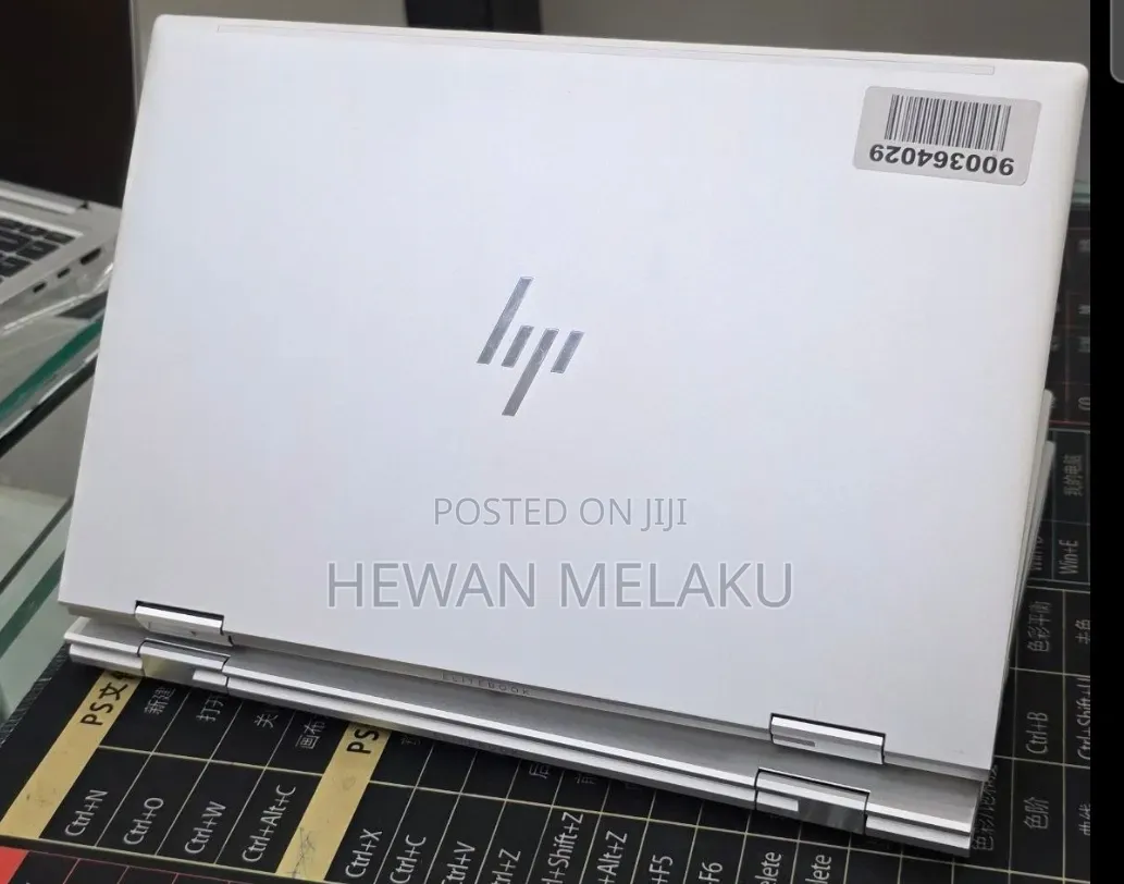 New Laptop HP EliteBook 830 G8 16GB Intel Core i5 SSD 512GB